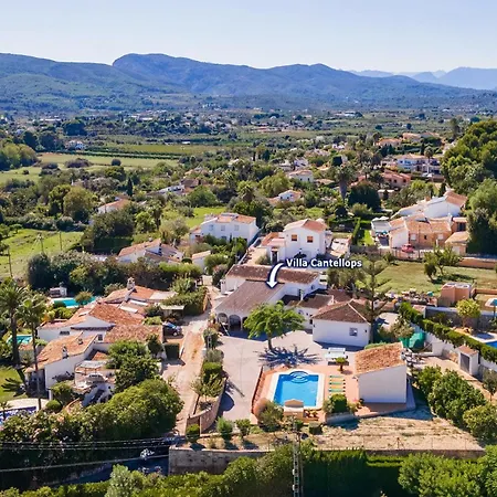 Villa Cantellops By Plus